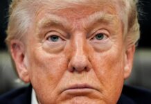 Cae aprobación de Trump a su punto más bajo de su segundo mandato El presidente durante una conferencia de prensa en el Despacho Oval de la Casa Blanca, el sábado 18 de abril de 2026, en Washington. (Foto de AP/Julia Demaree Nikhinson)