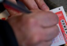 Boleto de Powerball vendido en Federal Way deja premio de $150,000