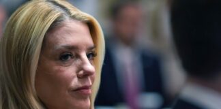 Trump despide a Pam Bondi como fiscal general y sacude al Departamento de Justicia