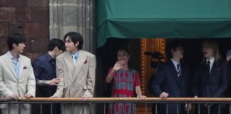 BTS visitó el Palacio Presidencial de México Integrantes de BTS y Claudia Sheinbaum saludan desde un balcón del Palacio Nacional ante miles de fans reunidos en el Zócalo de Ciudad de México.