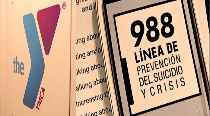 Línea 988 busca generar confianza entre familias latinas que enfrentan crisis de salud mental