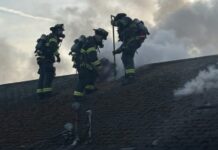 Incendio en edificio de cuatro unidades en Everett fue controlado sin heridos