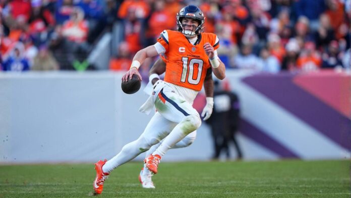 Broncos QB
