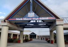 Arrestan a superintendente de Longview por presunta agresión sexual Escuela preparatoria Mark Morris — Imagen: Distrito Escolar de Longview.