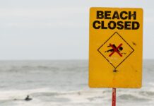 Cierran tres playas del condado King por altos niveles de materia fecal en el agua