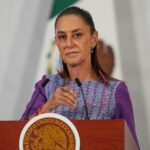 Sheinbaum: México recibirá a Irán durante el Mundial tras negativa de EE.UU. La presidenta Sheinbaum ofrece su conferencia de prensa matutina diaria en Palacio Nacional. (Foto AP/Fernando Llano)