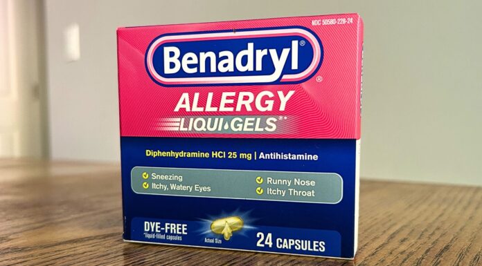 Tendencia viral del “reto Benadryl” deja a una adolescente con muerte cerebral