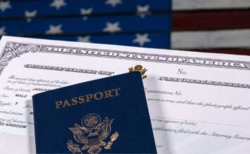 Trump propone aumentar hasta un 80% las tarifas para obtener la ciudadanía