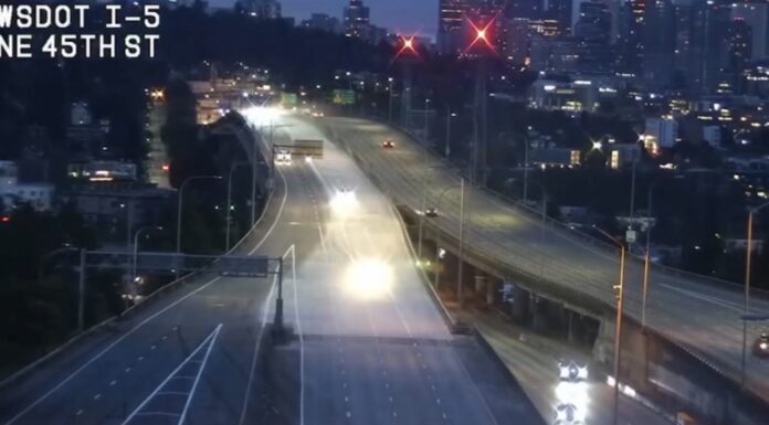 Reabren todos los carriles de la I-5 en Seattle antes de lo previsto