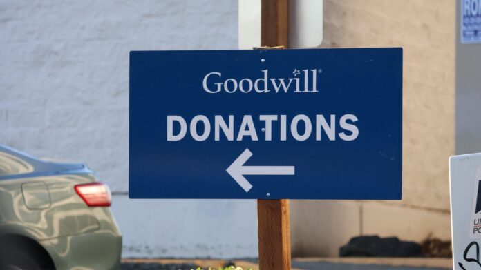 Goodwill sign/Lynnwood