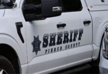 Más gatos en Tacoma: esta vez hallan 20 en una camioneta robada Alt text: Camioneta de la Oficina del Sheriff del Condado de Pierce, agencia cuyos agentes localizaron en Tacoma una camioneta robada donde encontraron 20 gatos.